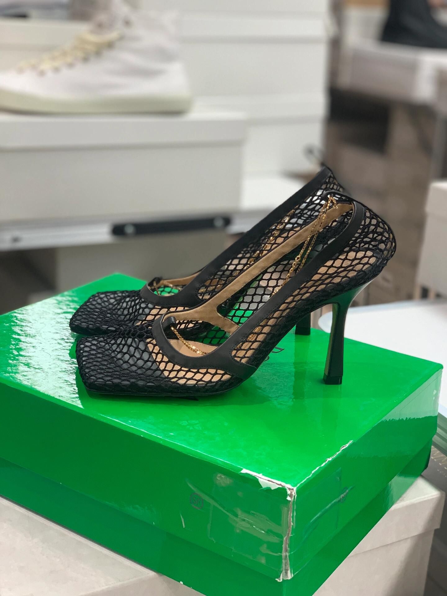 Bottega Veneta Slides
