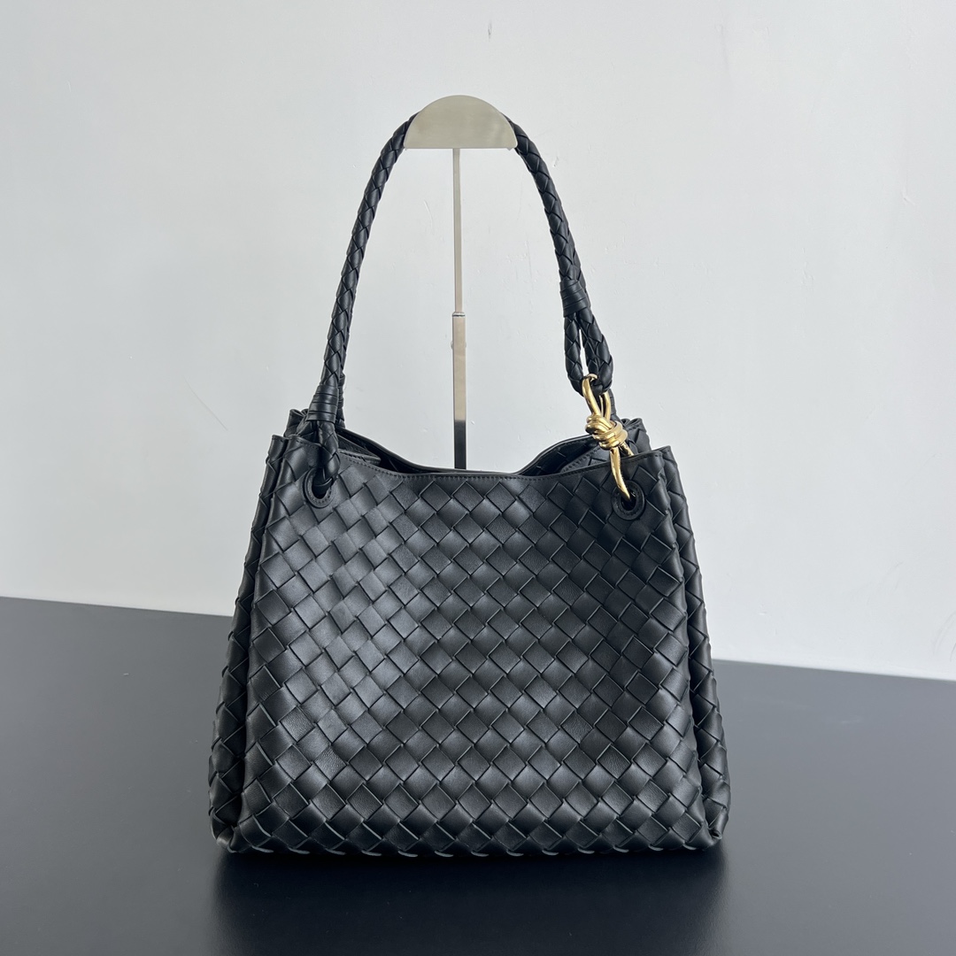 bo*te*ga Ve*ne*ta intrecciato tote-30x26x20cm