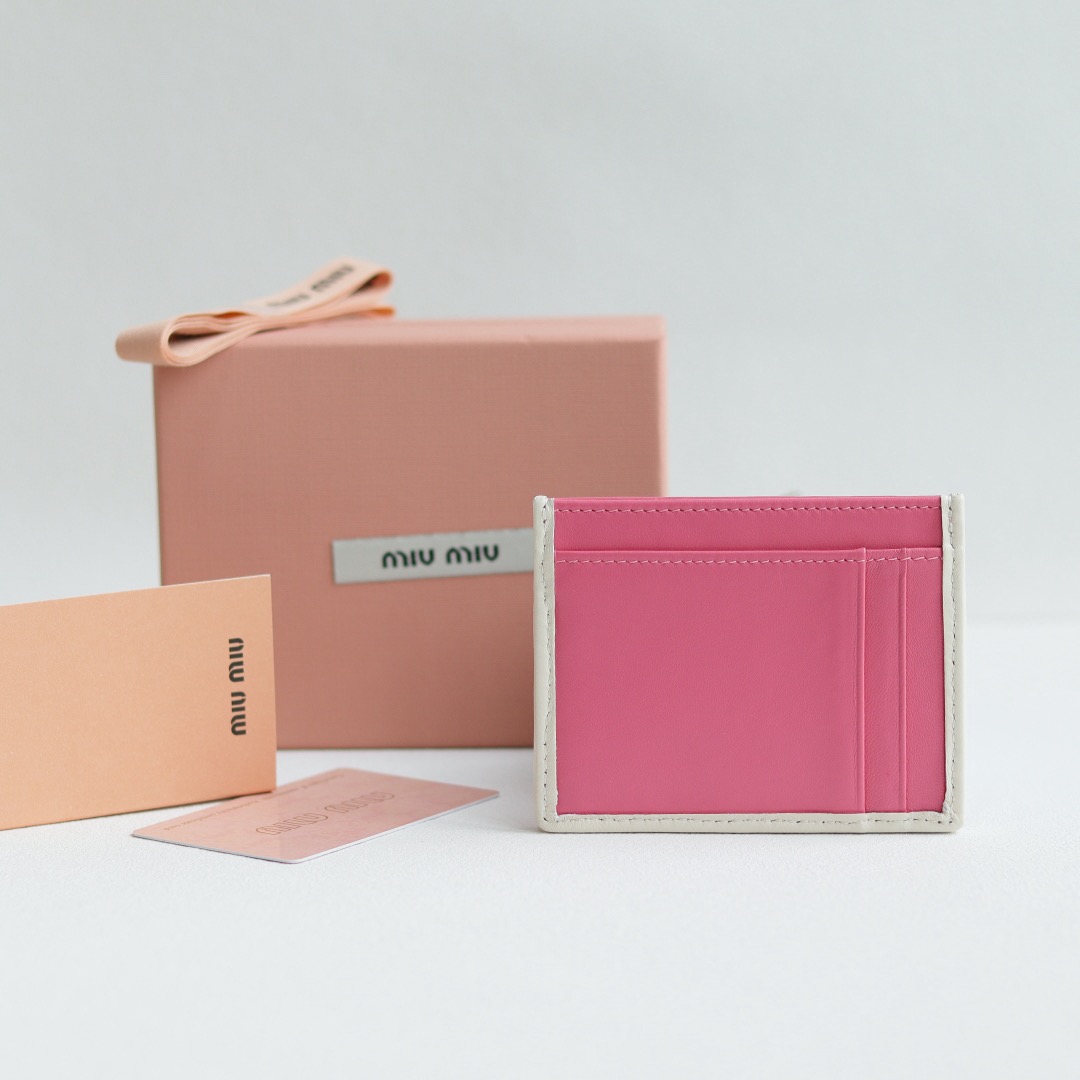 MiuMiu Pocket Wallet-8X10.5CM
