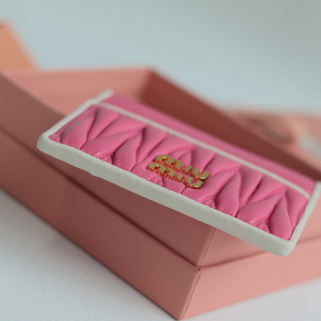 MiuMiu Pocket Wallet-8X10.5CM