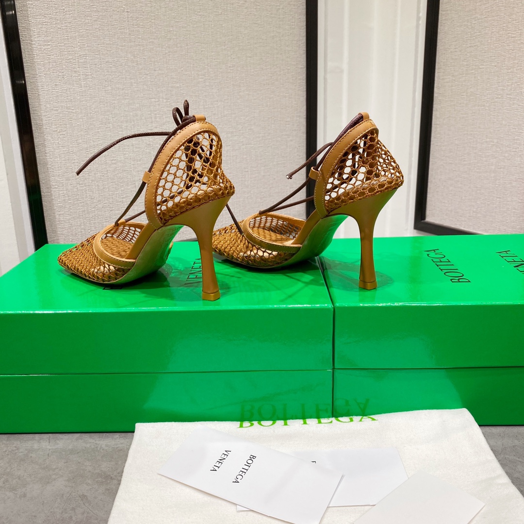 bo*te*ga Ve*ne*ta heels-9cm