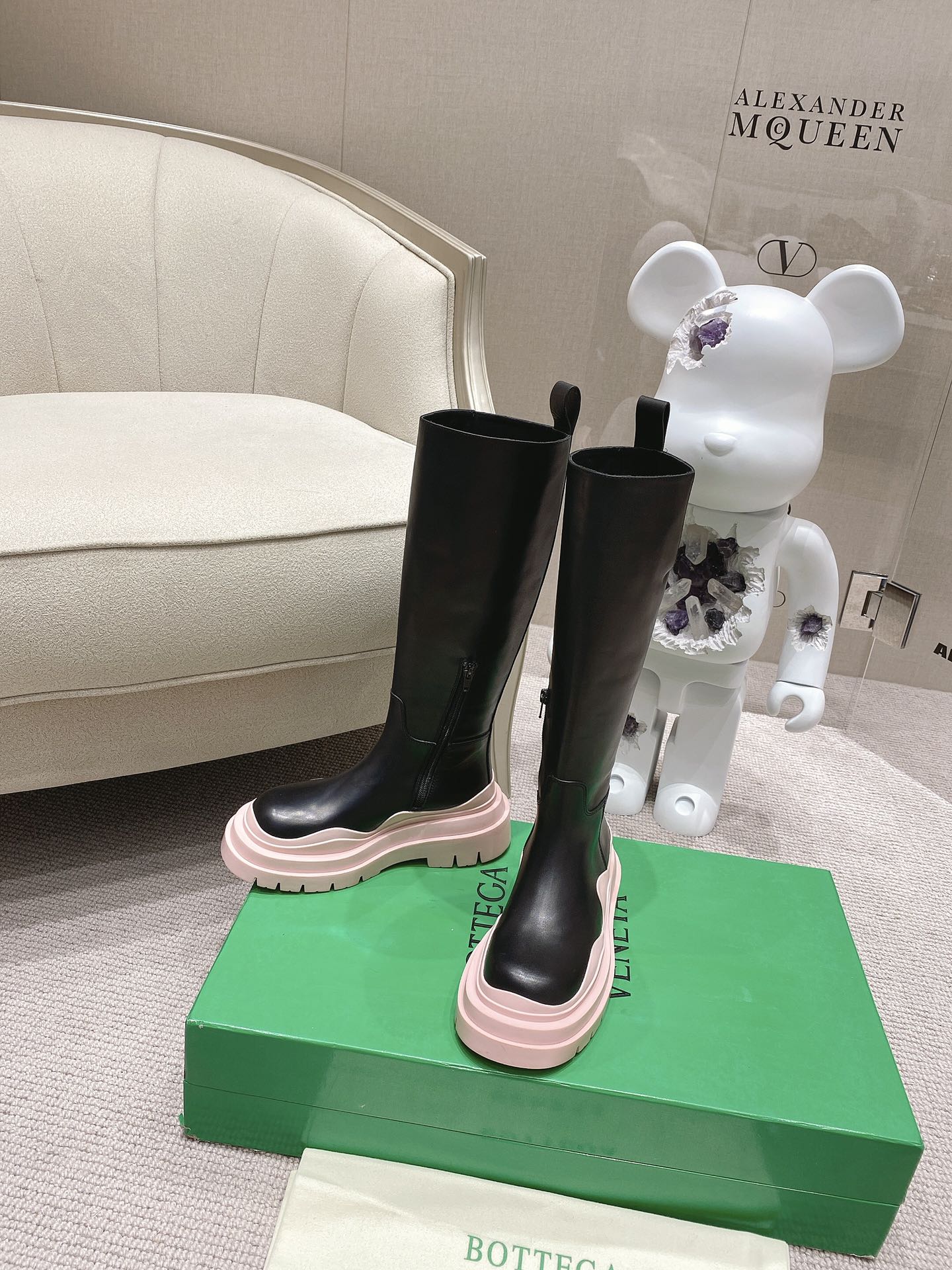 bo*te*ga Ve*ne*ta boots