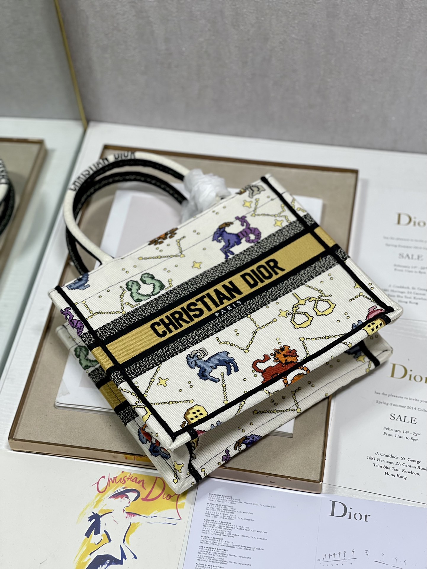 D*or small book tote-26*8*22cm