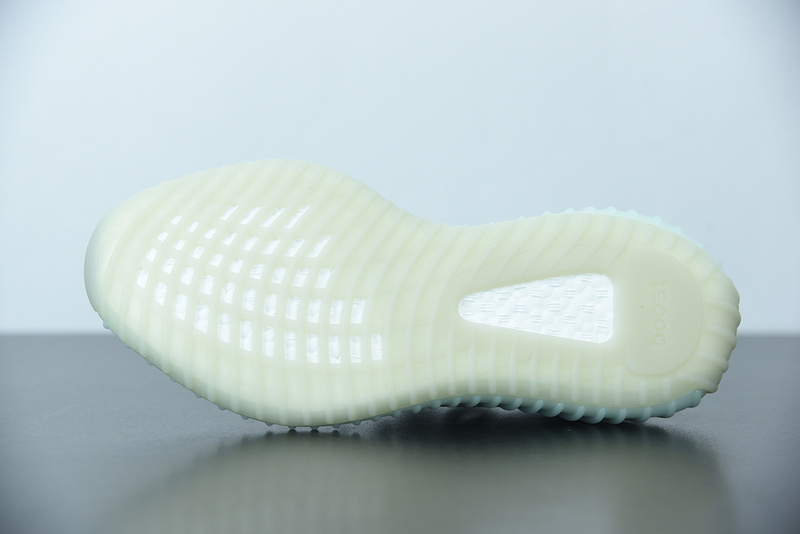 ADIDAS YEEZY BOOST 350 V2 "BLUE TINT" B37571