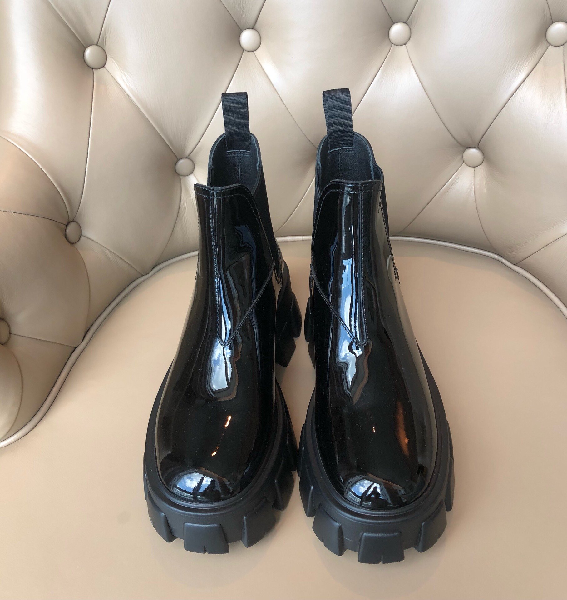 Pra*a 2020ss boots