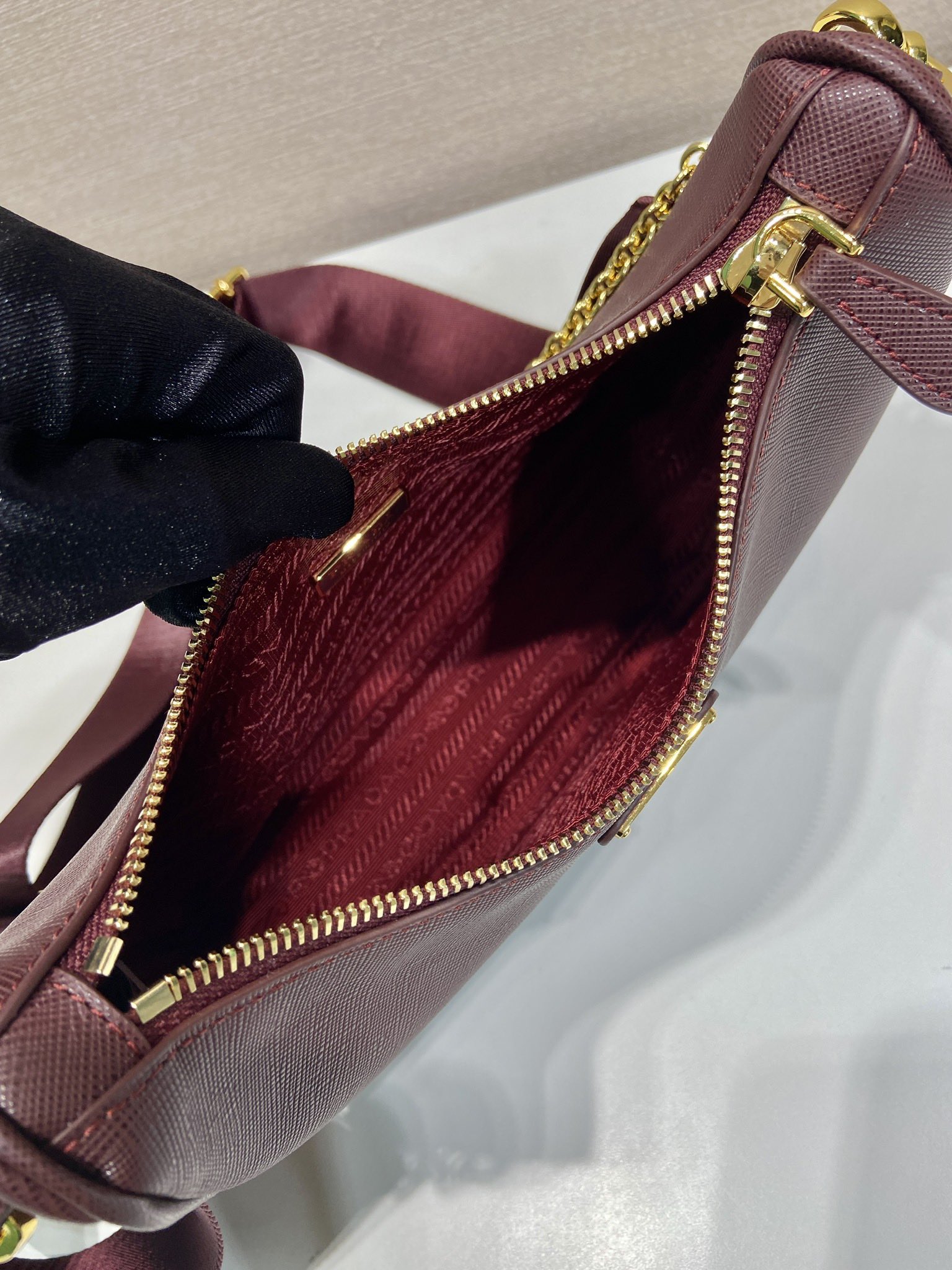 Prada Nylon Hobo Bag-1BH204-22*12*6CM