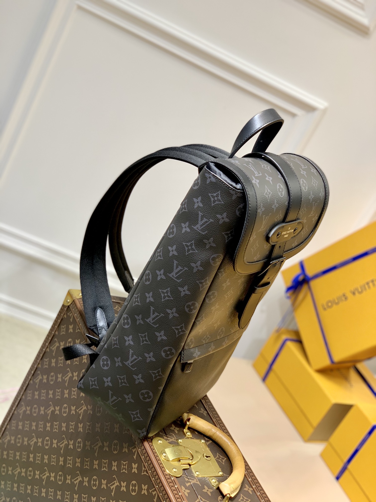 l0*is V*t0n m45913 saumur backpack-27*42*13cm