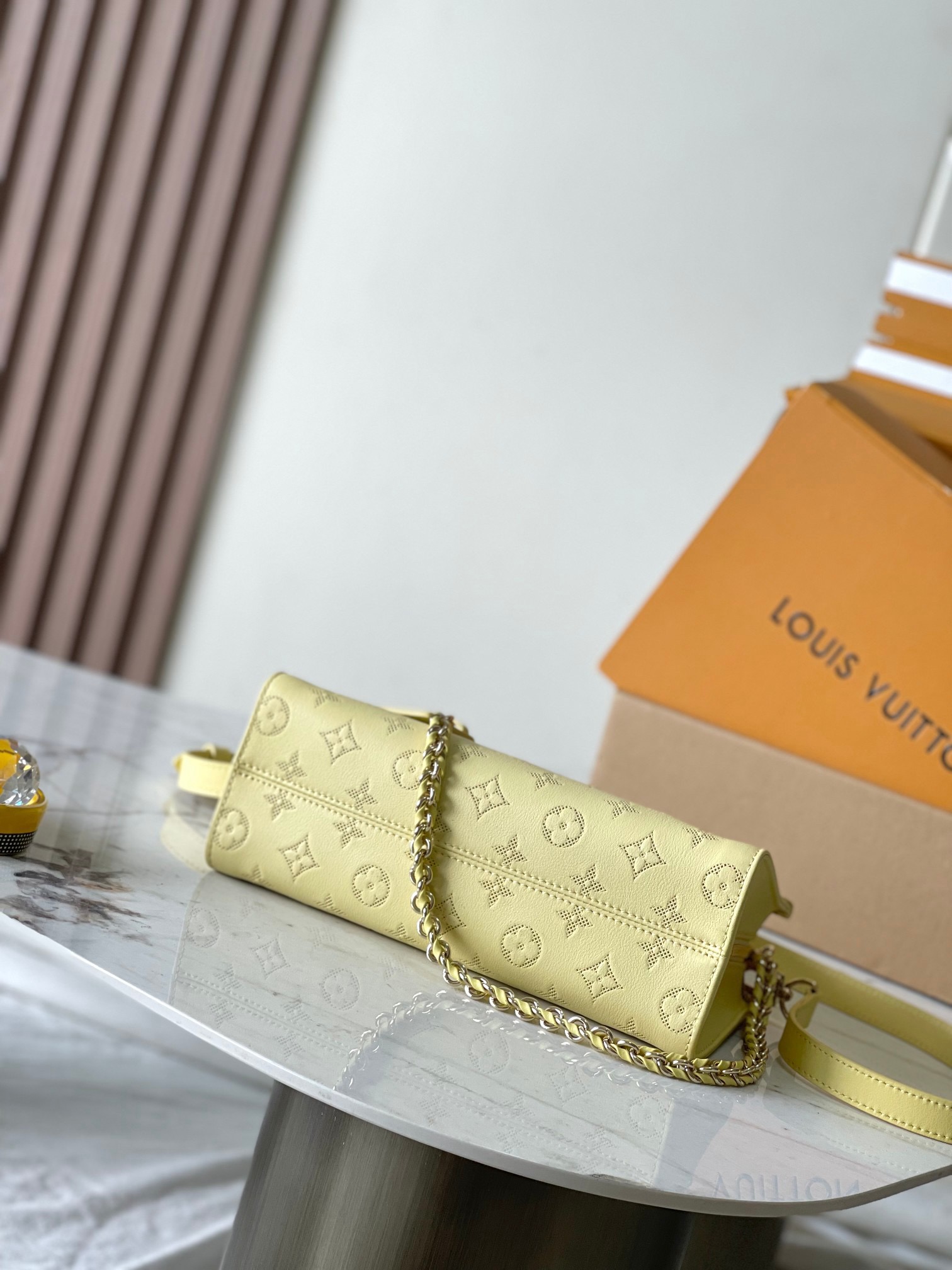 Louis Vuitton OnTheGo East West Handbag-M23640-25*13*10CM