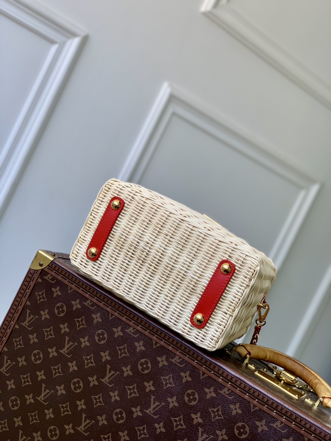 Louis Vuitton Capucines Handlebag-27*18*9CM
