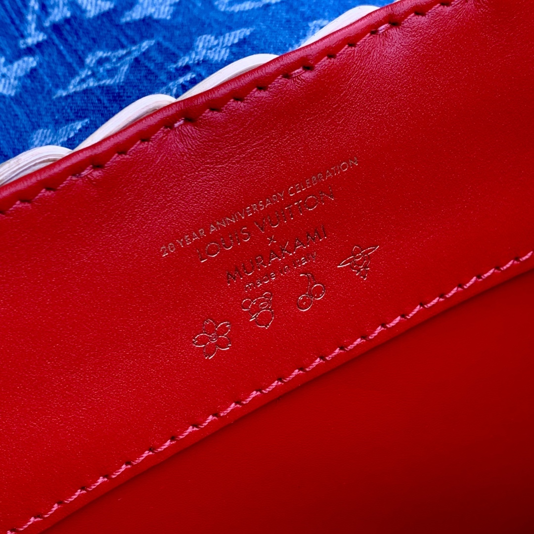 Louis Vuitton Capucines Handlebag-27*18*9CM