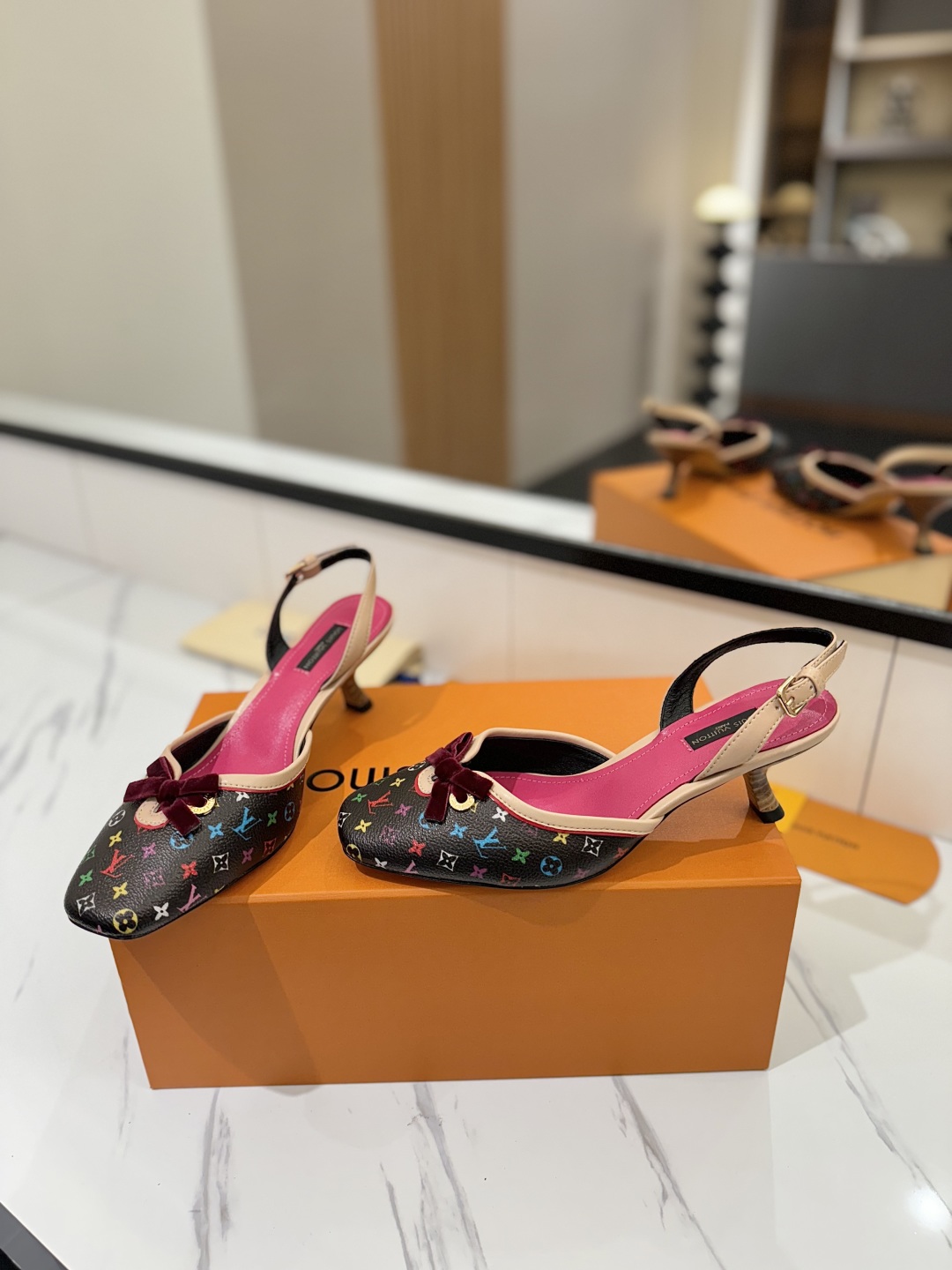 Louis Vuitton Sandals