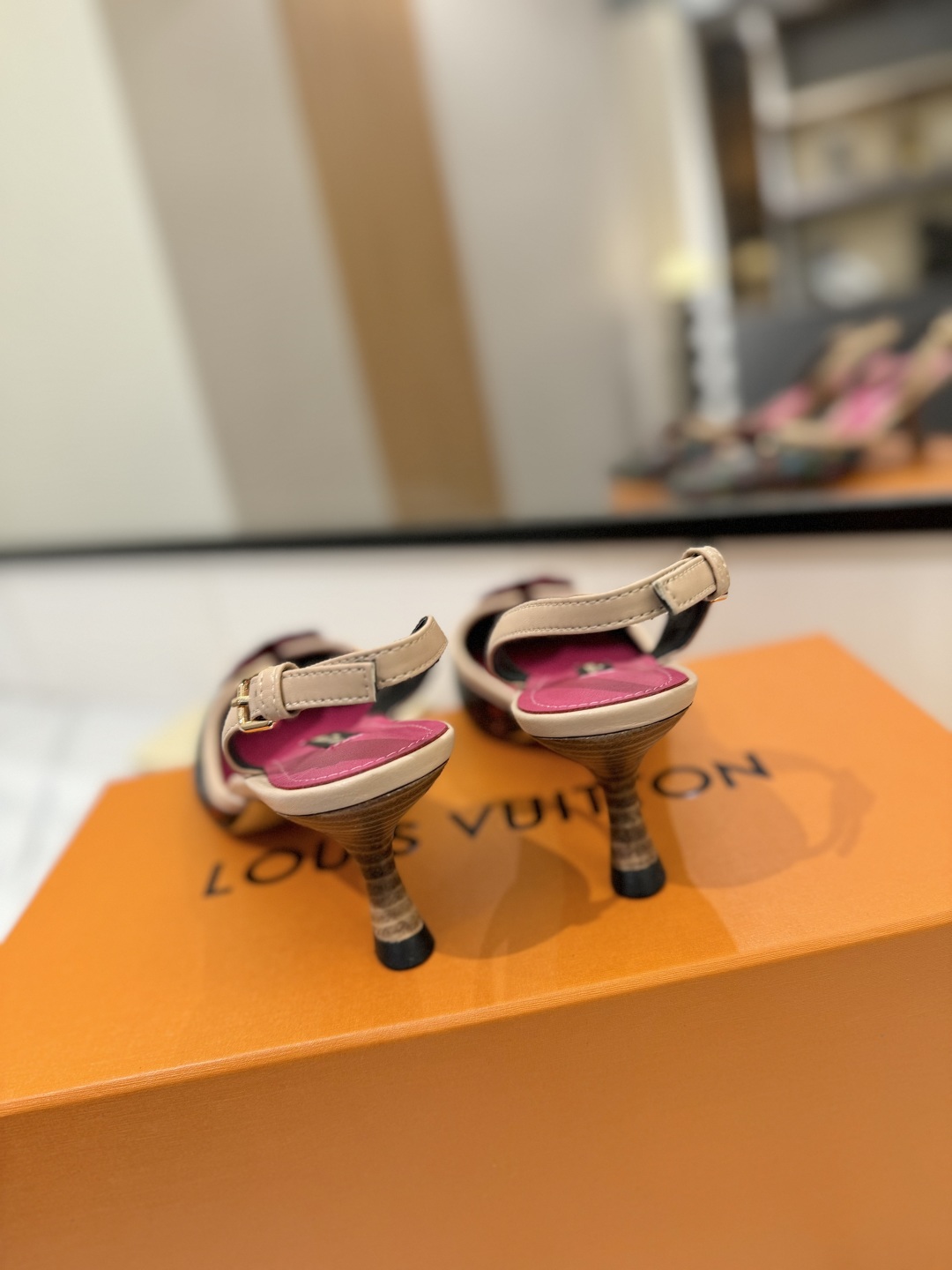 Louis Vuitton Sandals
