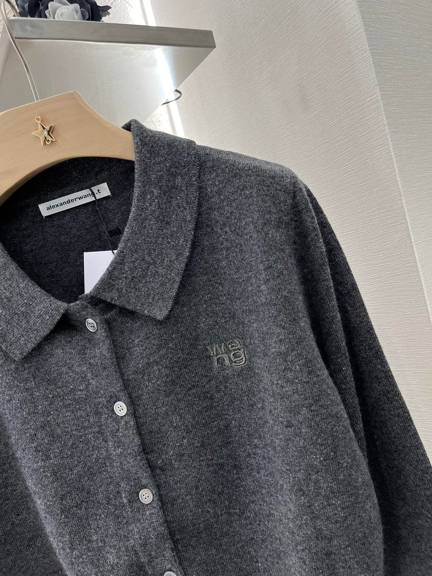 Alexander Wang stacked-logo Cardigan