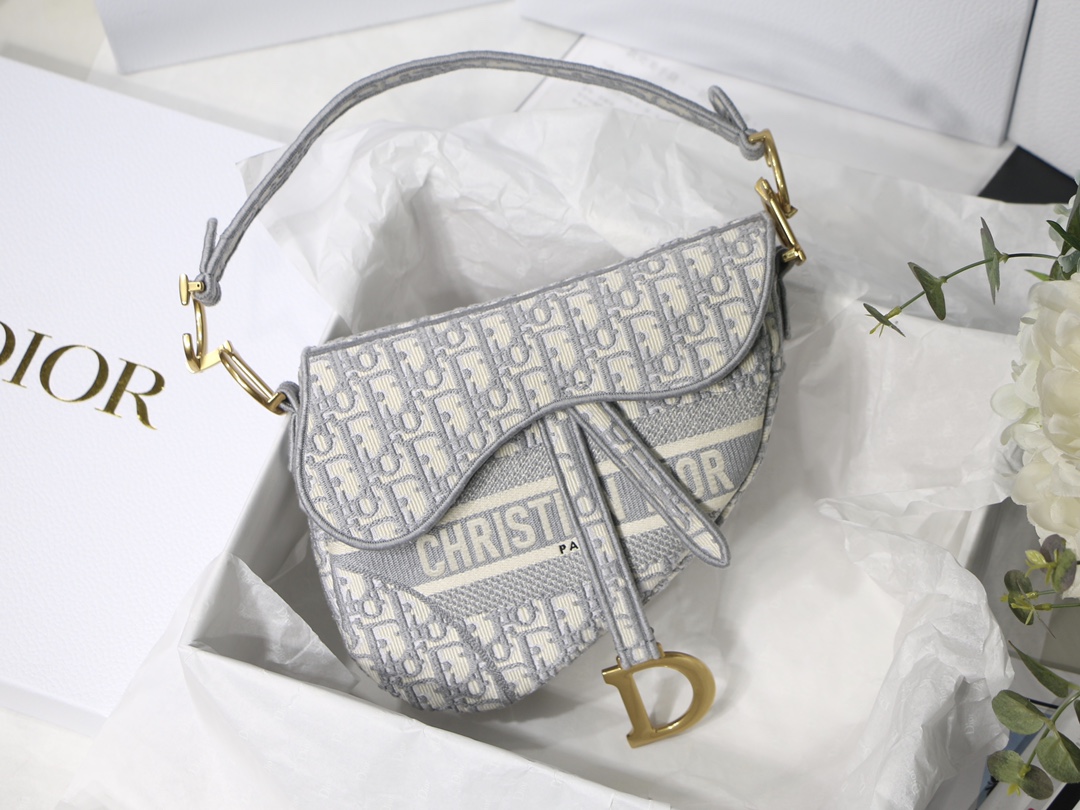 D*or saddle bag-25.5 x 20 x 6.5cm