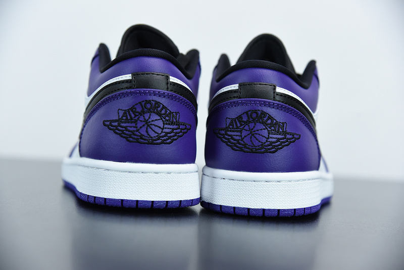 AIR JORDAN 1 LOW 