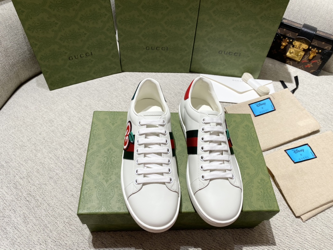 G*u*i sneakers