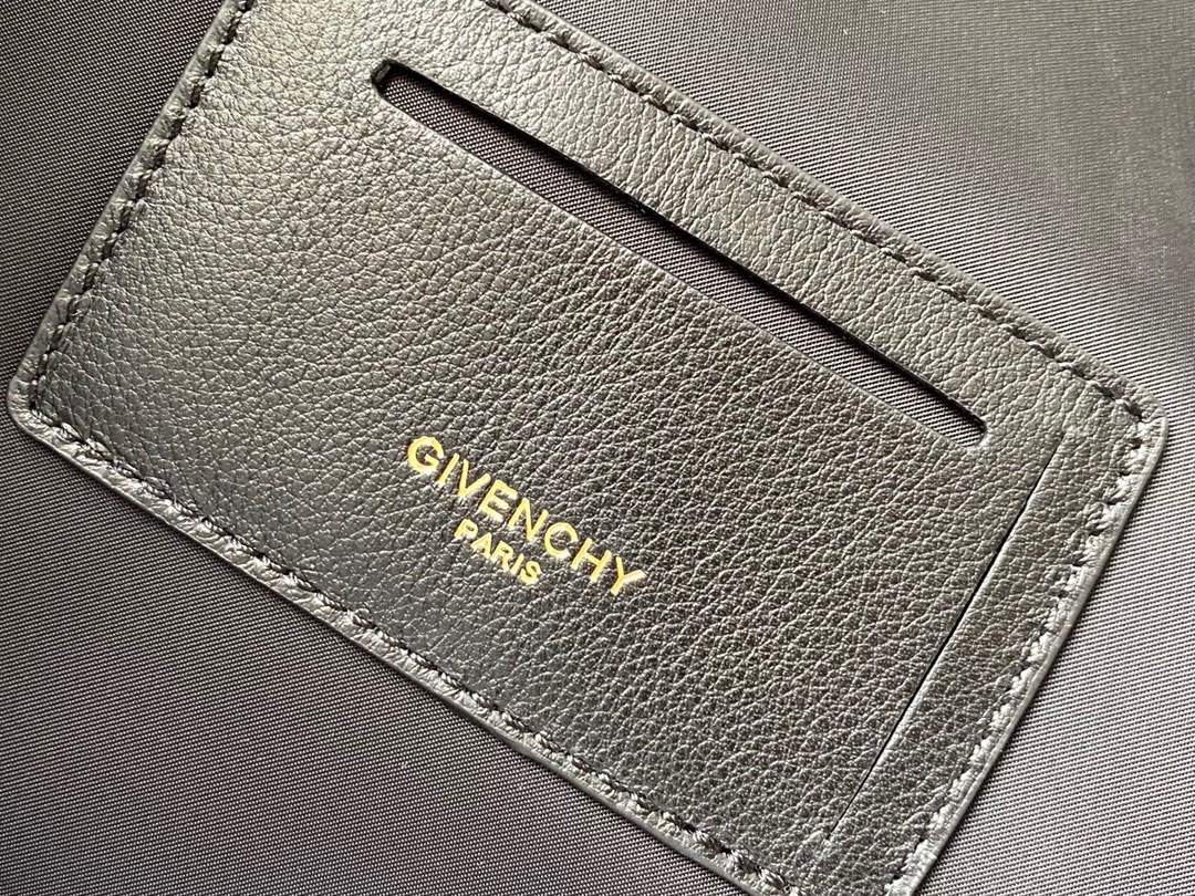 Givenchy Backpack-28x40x15CM