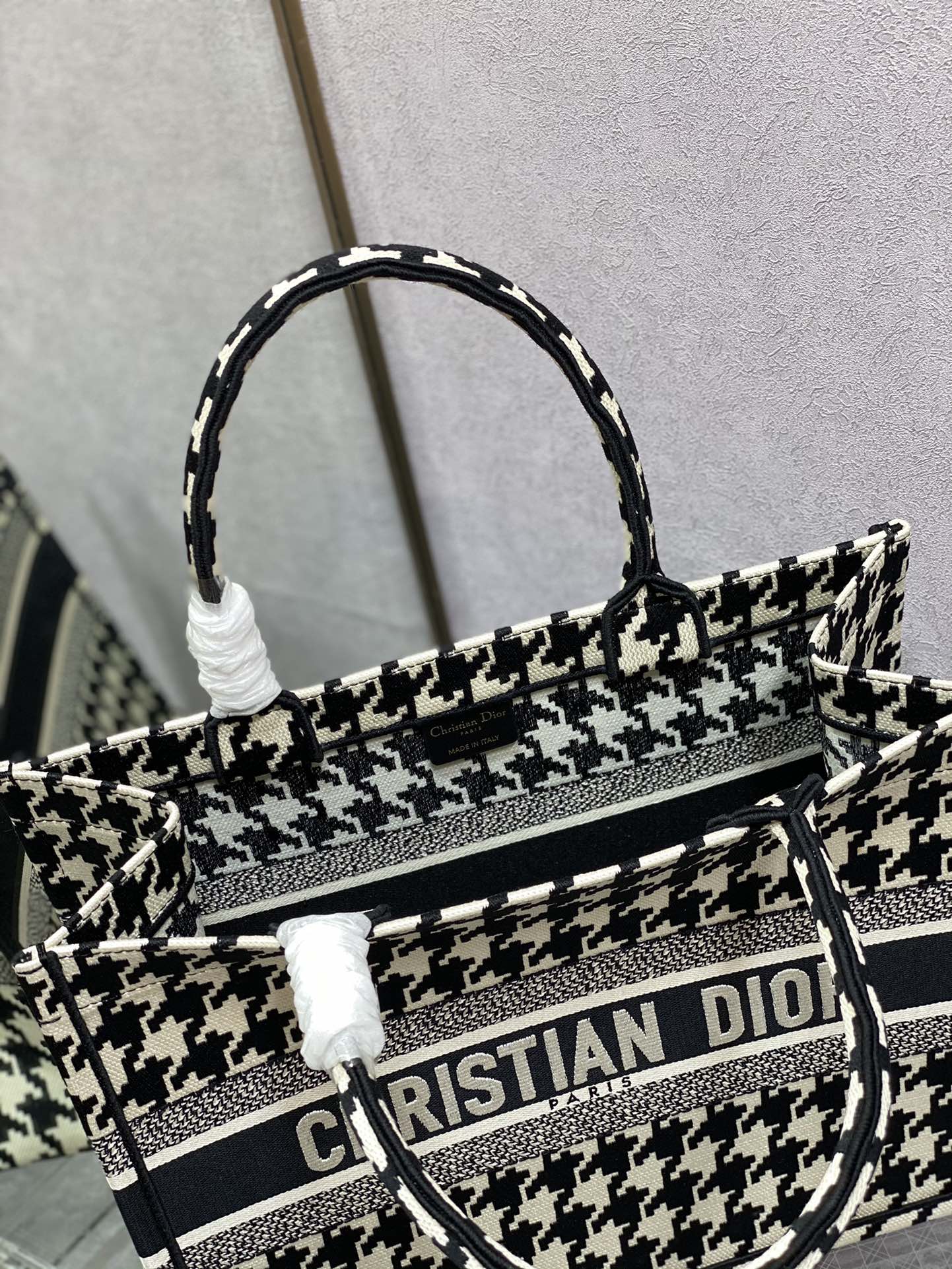 D*or small book tote-36*18*28cm