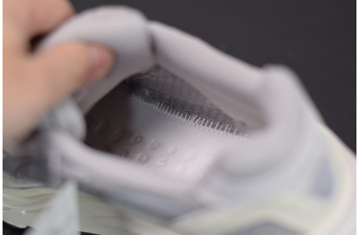 ADIDAS YEEZY BOOST 700 V2 "STATIC WAVE RUNNER" EF2829