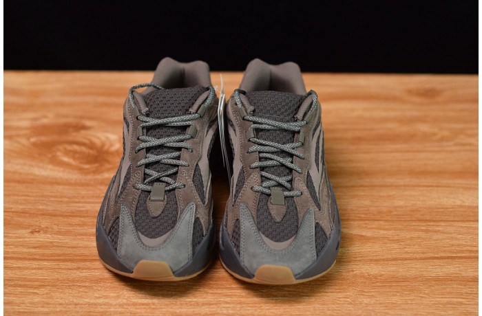 ADIDAS YEEZY BOOST 700 V2 GEODE EG6860