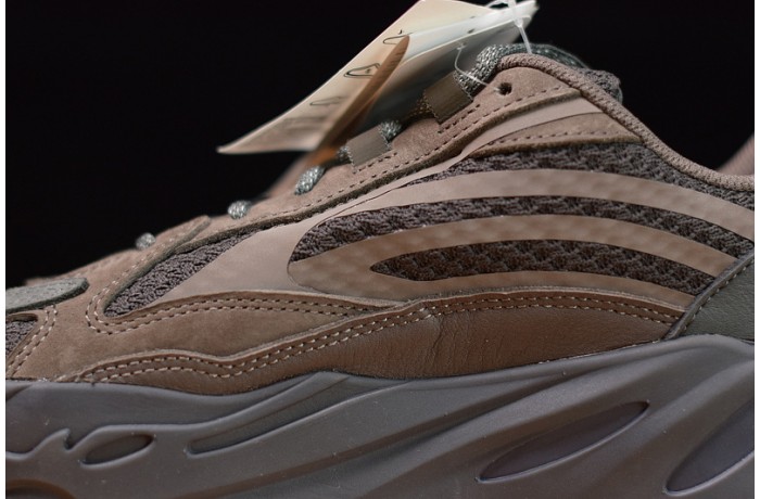 ADIDAS YEEZY BOOST 700 V2 GEODE EG6860