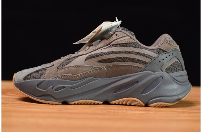 ADIDAS YEEZY BOOST 700 V2 GEODE EG6860