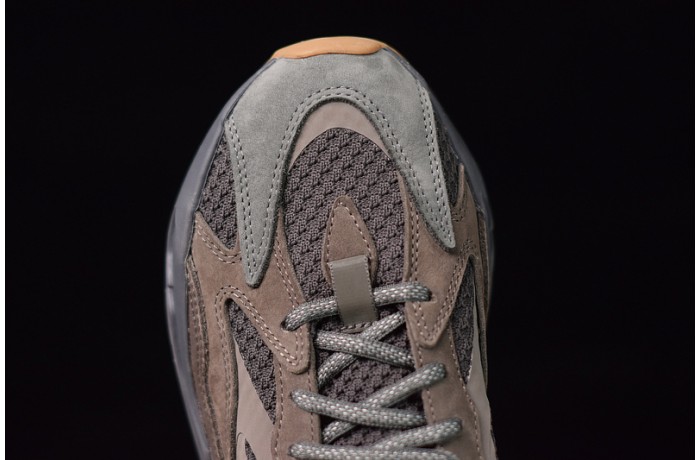 ADIDAS YEEZY BOOST 700 V2 GEODE EG6860