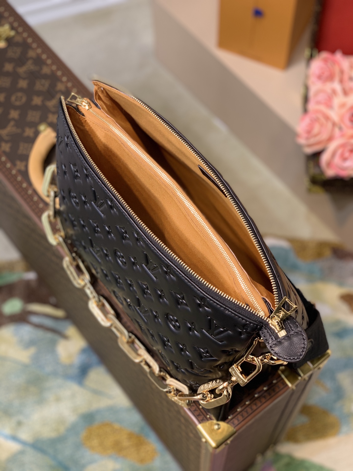 l0*is V*t0n coussin handbags-34 ×24×12cm