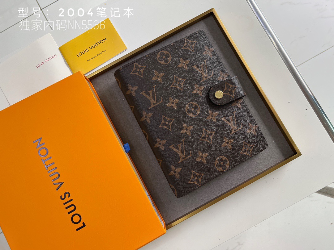 Louis Vuitton Monogram Small Ring Agenda Cover-14*18CM