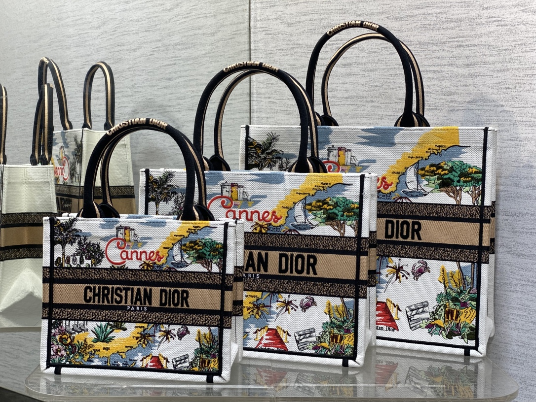 Diro Book Tote