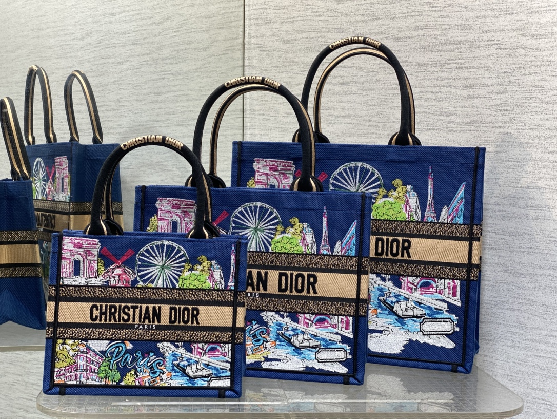 Diro Book Tote
