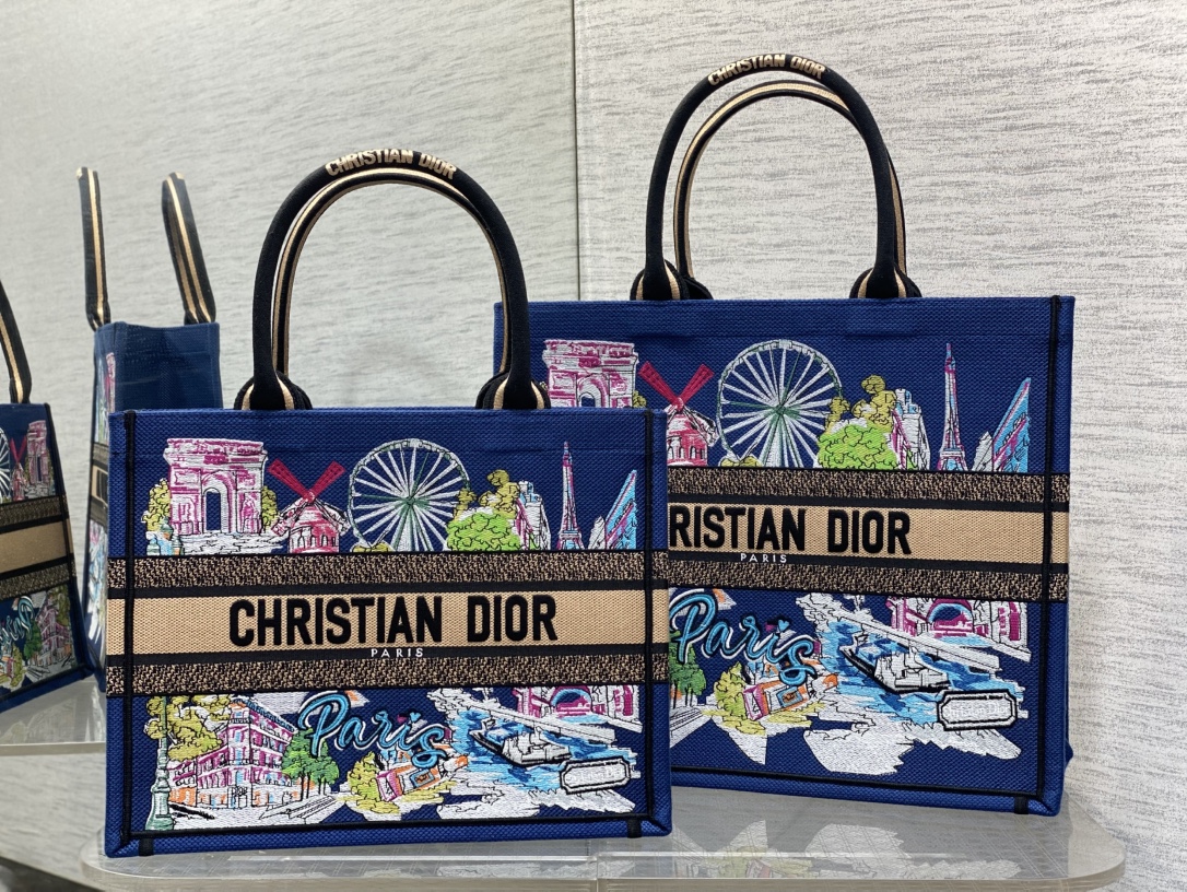 Diro Book Tote