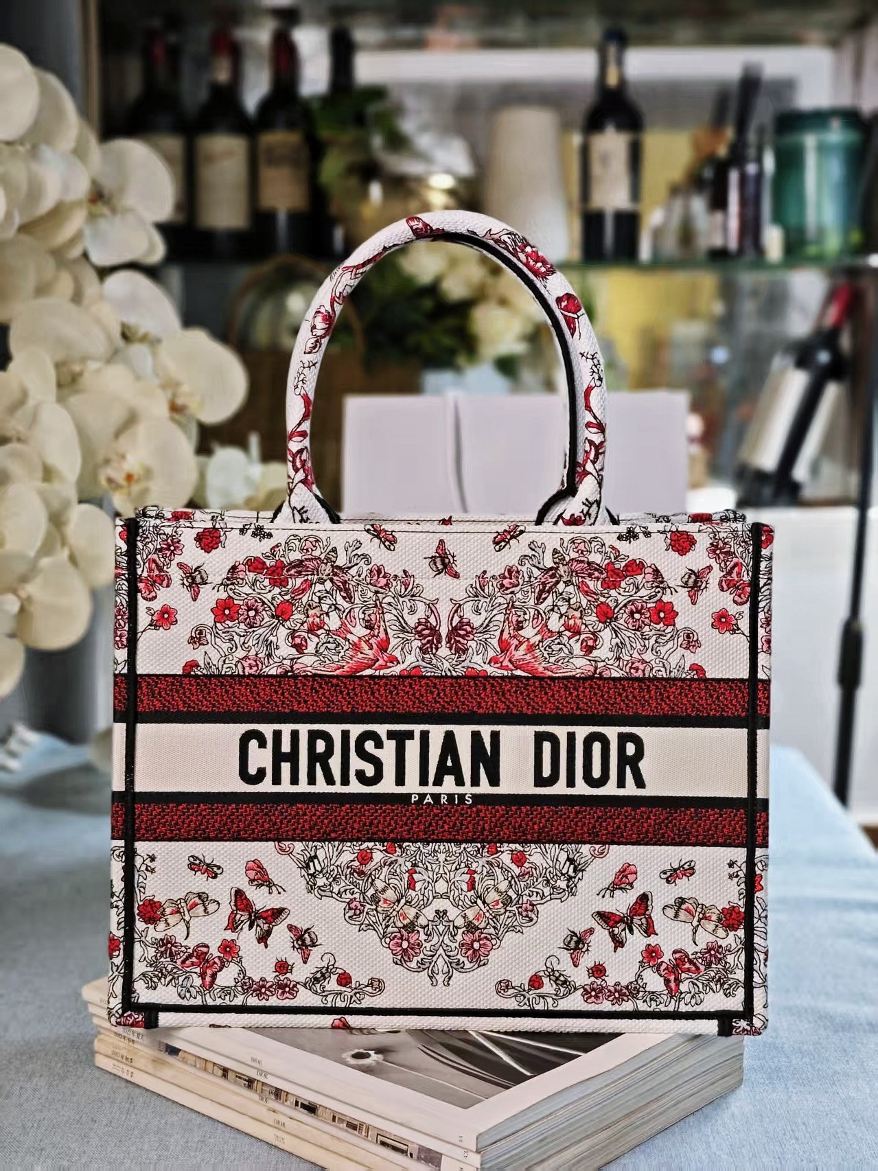 Diro Book Tote