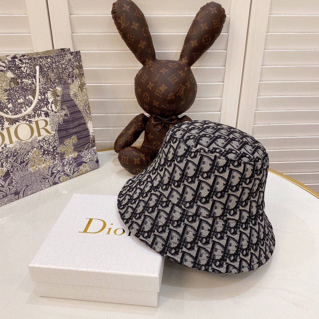 D*or hats