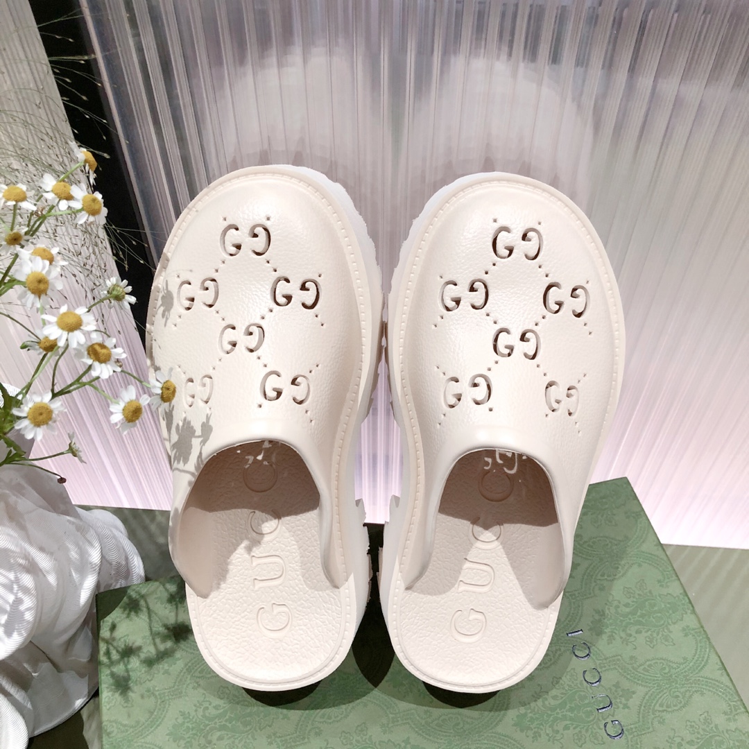 G*u*i slides-4.5cm