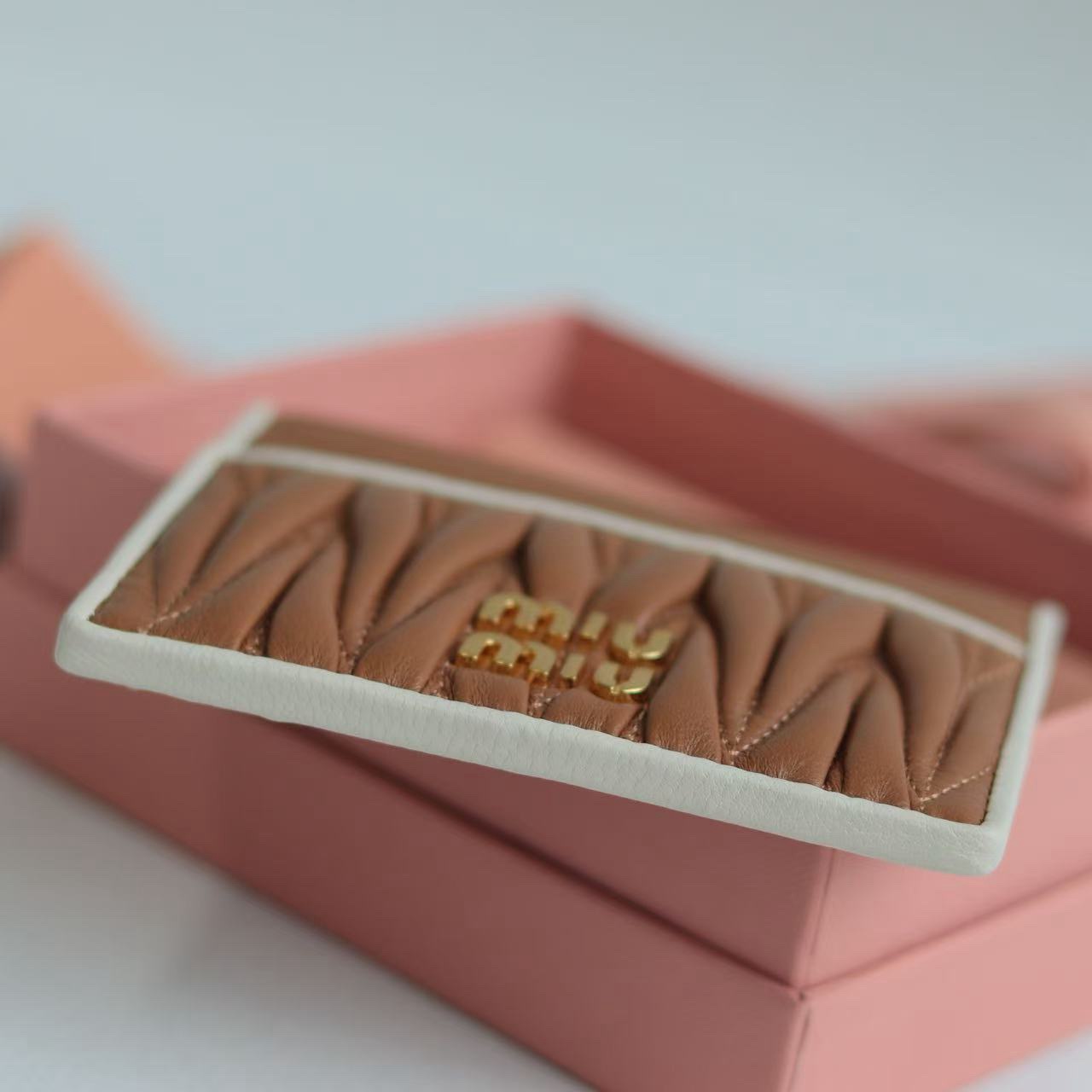 MiuMiu Pocket Wallet-8X10.5CM