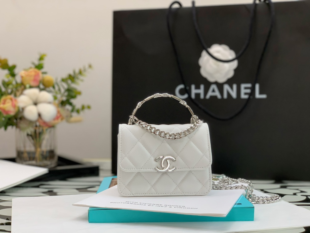 CHANLE Vintage Chain Bag-13*9.5*6CM