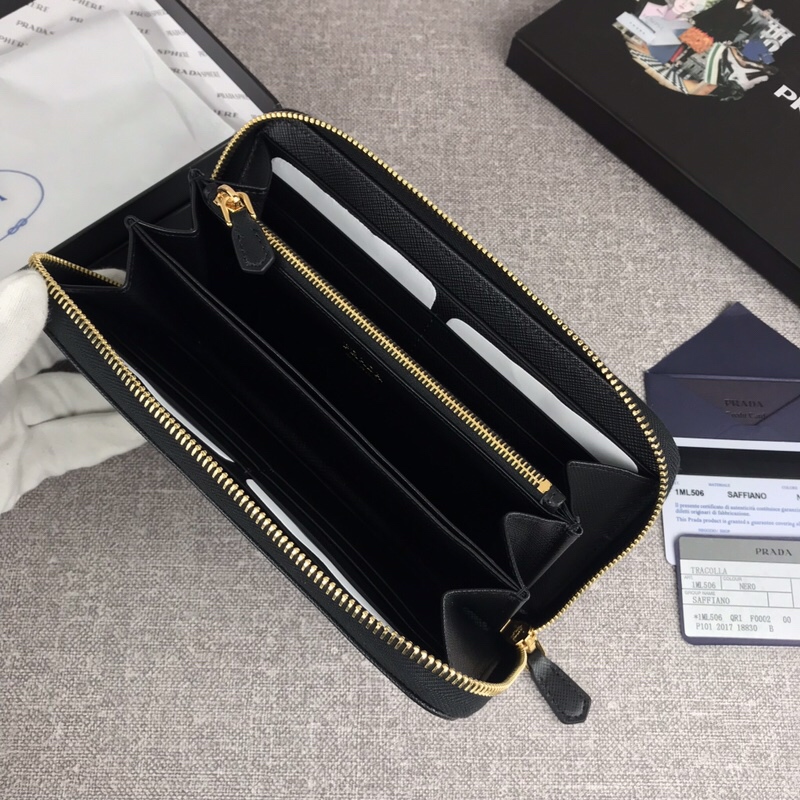 Pra*a wallet-20*10cm