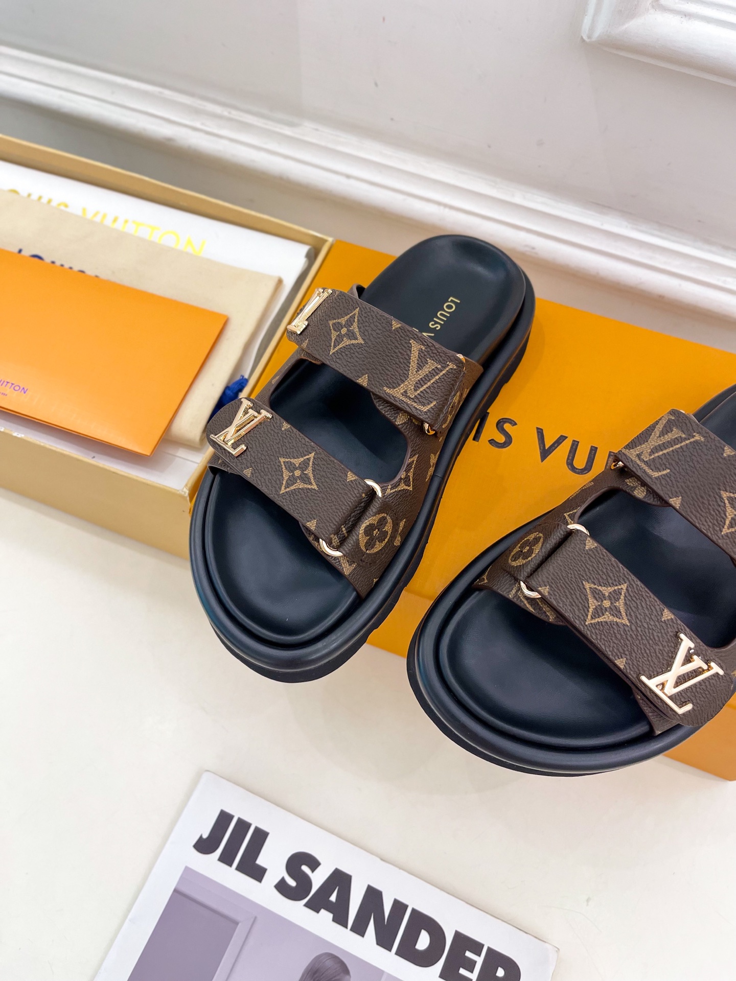 Louis Vuitton 25SS Sandals