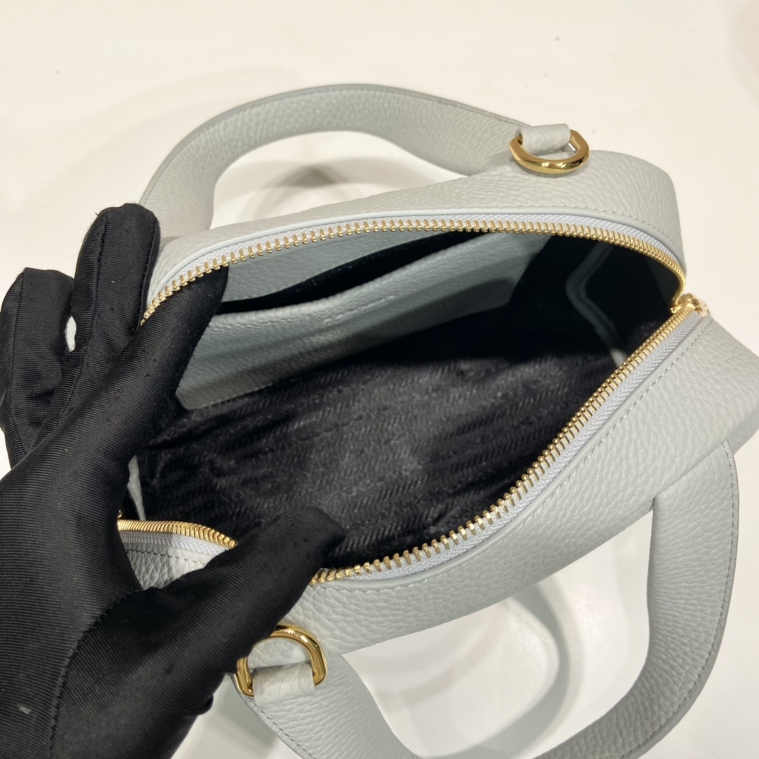 Pra*a 1bh078 handlebags-25*16*10cm
