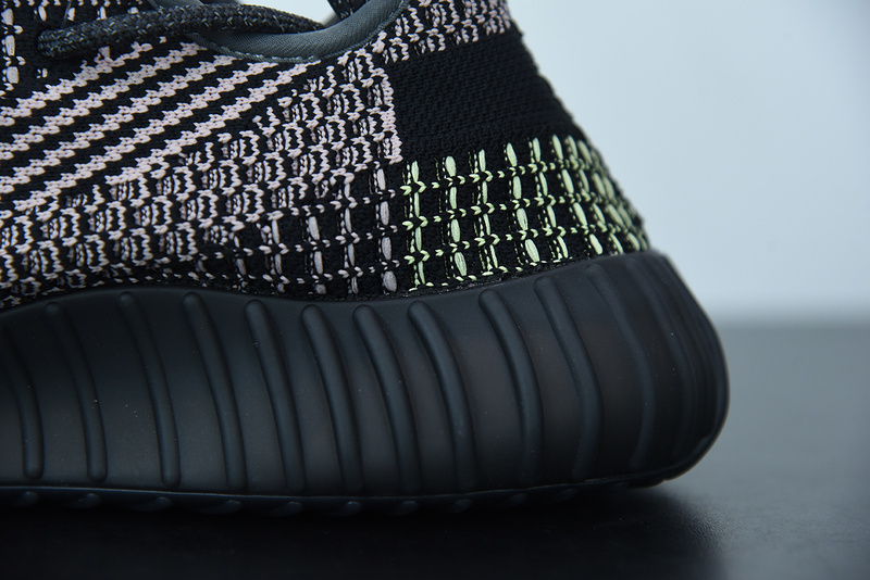 ADIDAS YEEZY BOOST 350 V2 NON-REFLECTIVE YECHEIL FW5190
