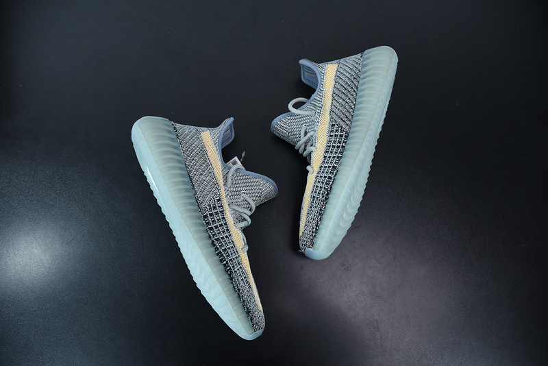 ADIDAS YEEZY BOOST 350 V2 ASH BLUE GY7657