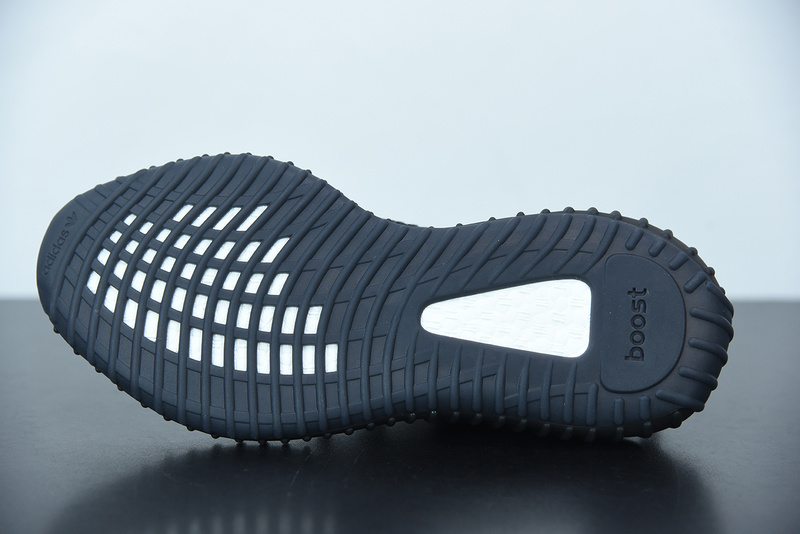 ADIDAS YEEZY BOOST 350 V2 NON-REFLECTIVE FU9006