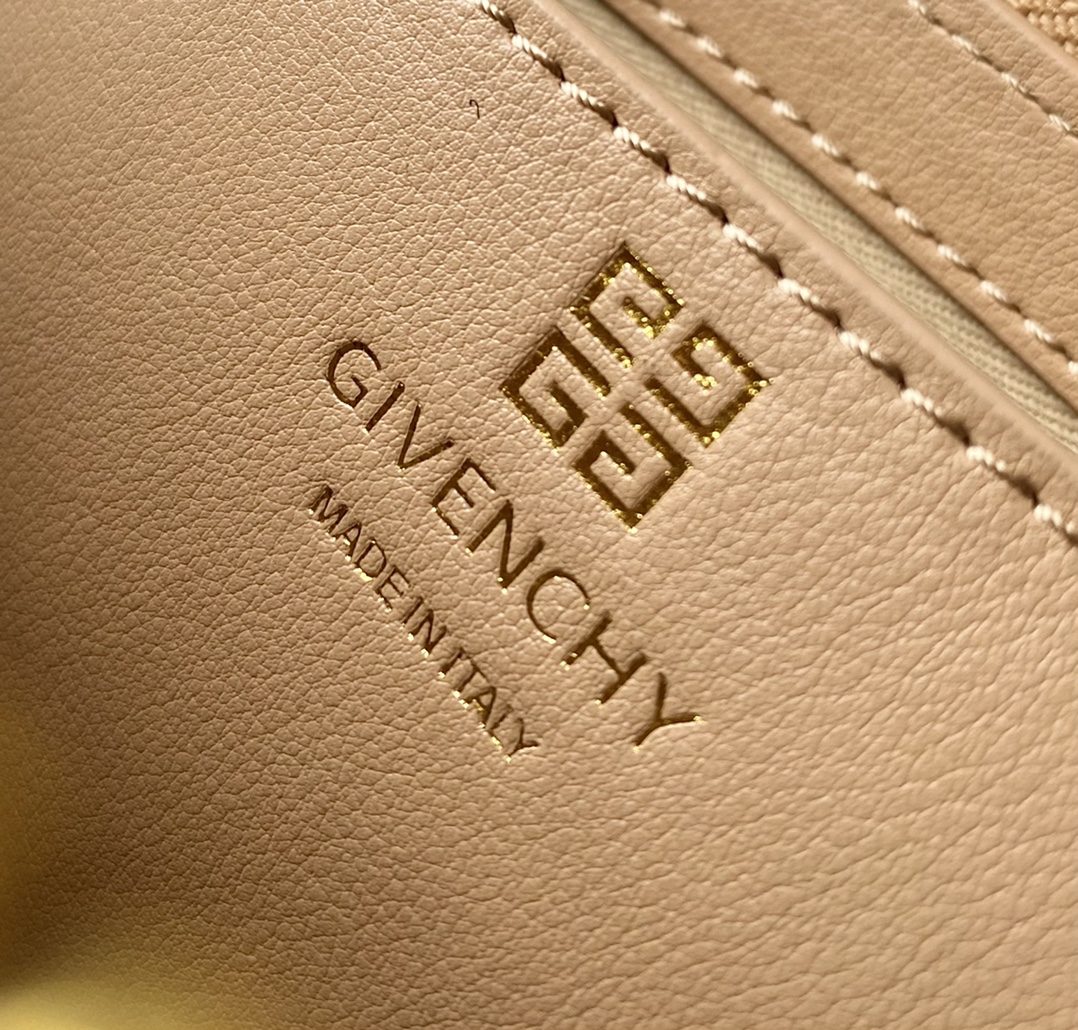 Givenchy Antigona Sport -22*5*18CM