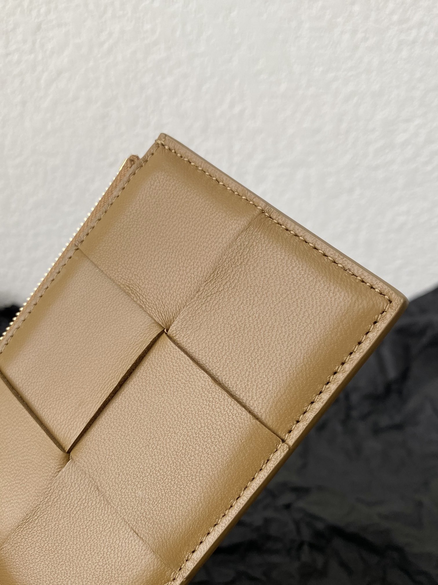 bo*te*ga Ve*ne*ta wallet-12cm
