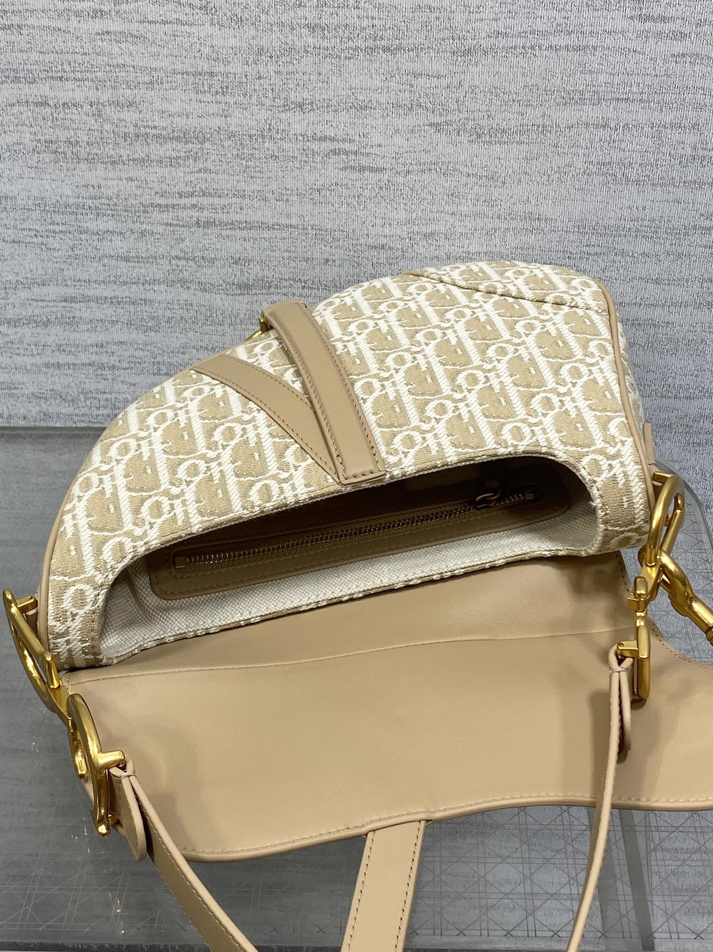 Diro Saddle Bag-25.5×6.5×20CM