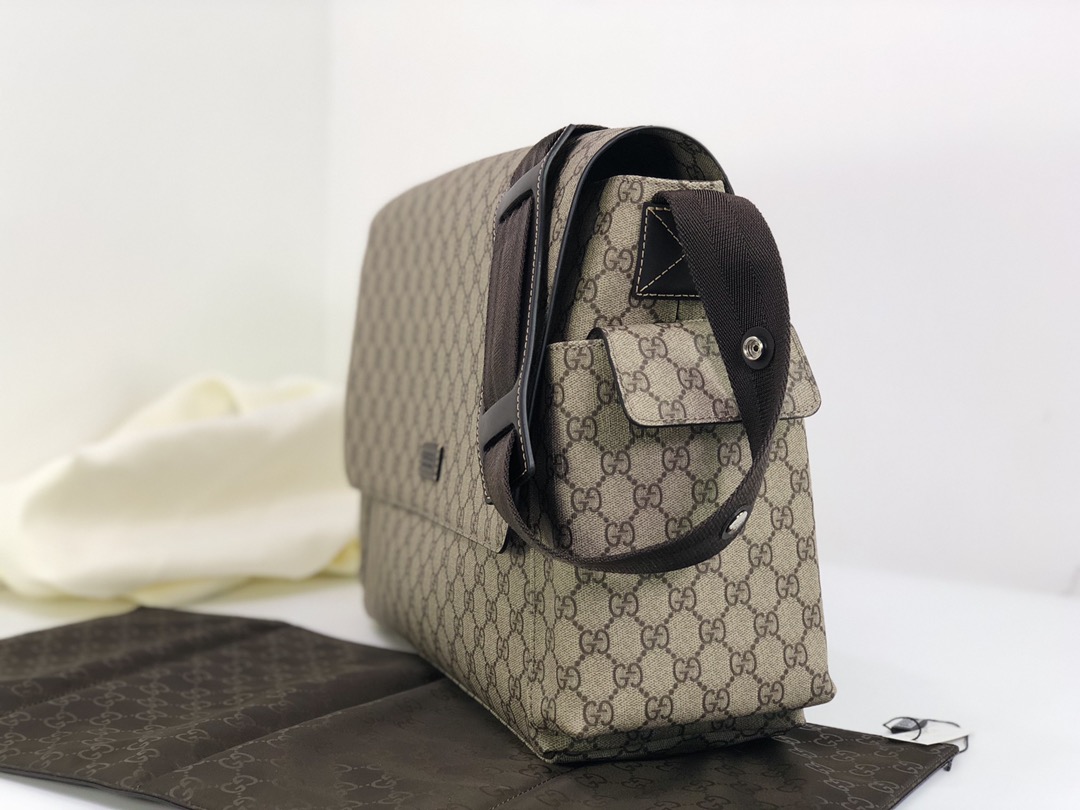 Gucci Diaper Handbags-44-28-14CM