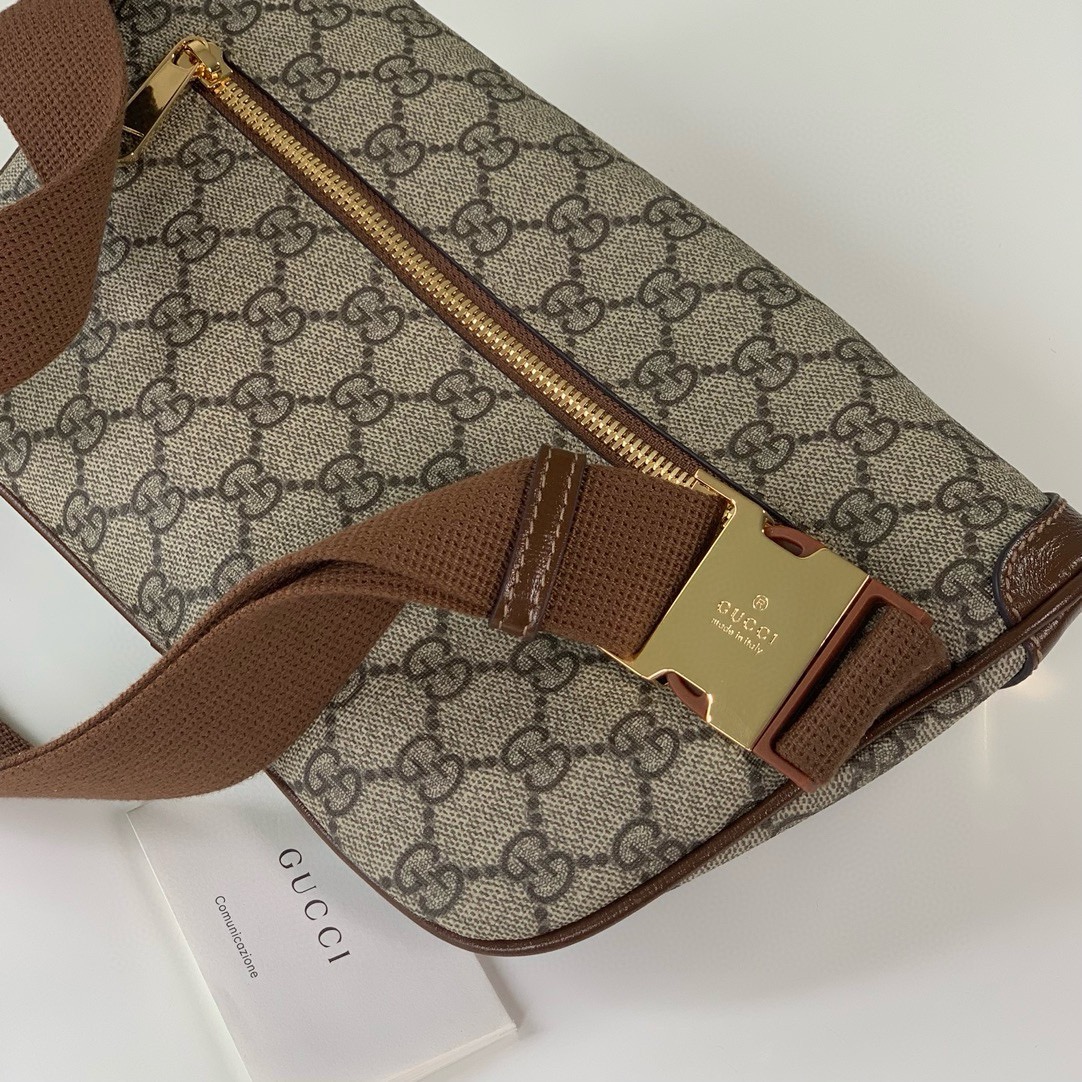 Gucci GG Supreme Monogram Textured Bag-28*15*4CM