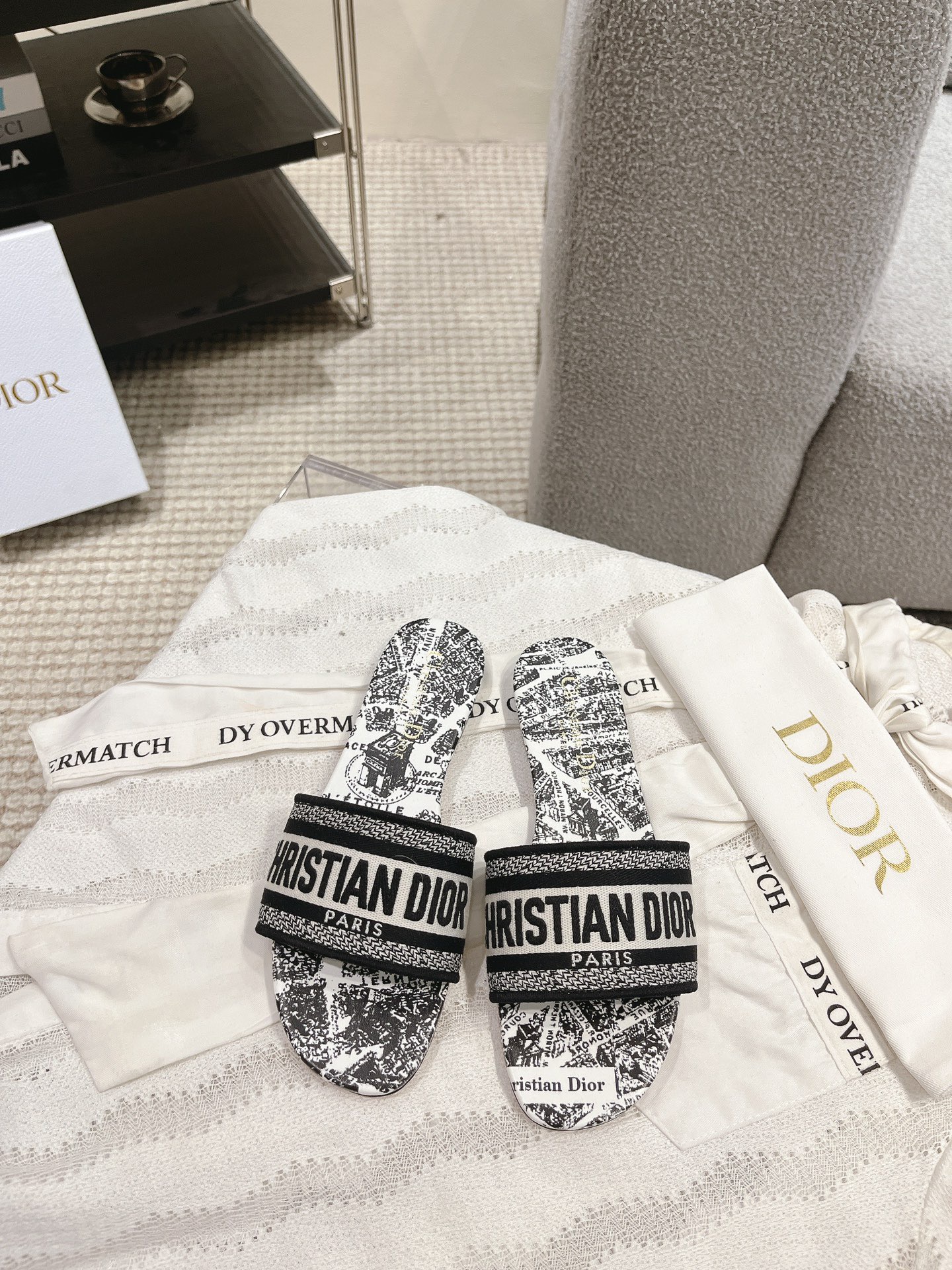 Diro Sandals