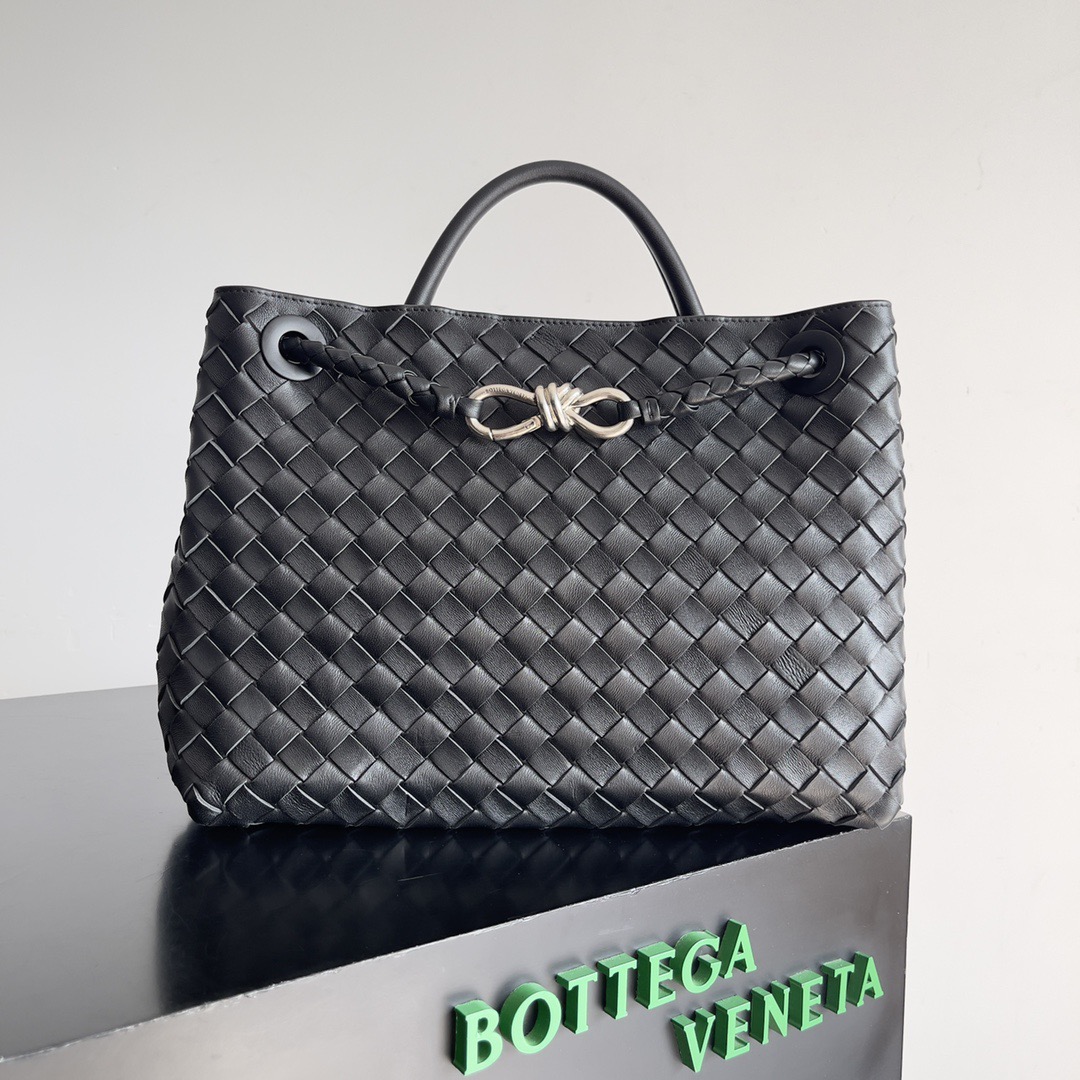 Bottega Veneta Andiamo-32*24*12CM